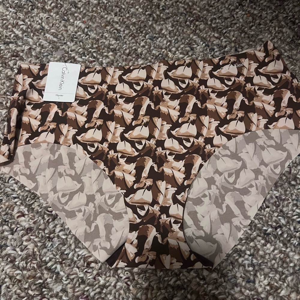 NWT Ck hipster panty